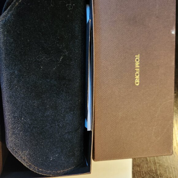 Tom Ford sunglasses for women. Already authenticated. - Picture 4 of 11